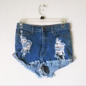 HIGH WAISTED DENIM SHORTS